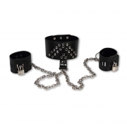 Кляпы, ошейники из кожи